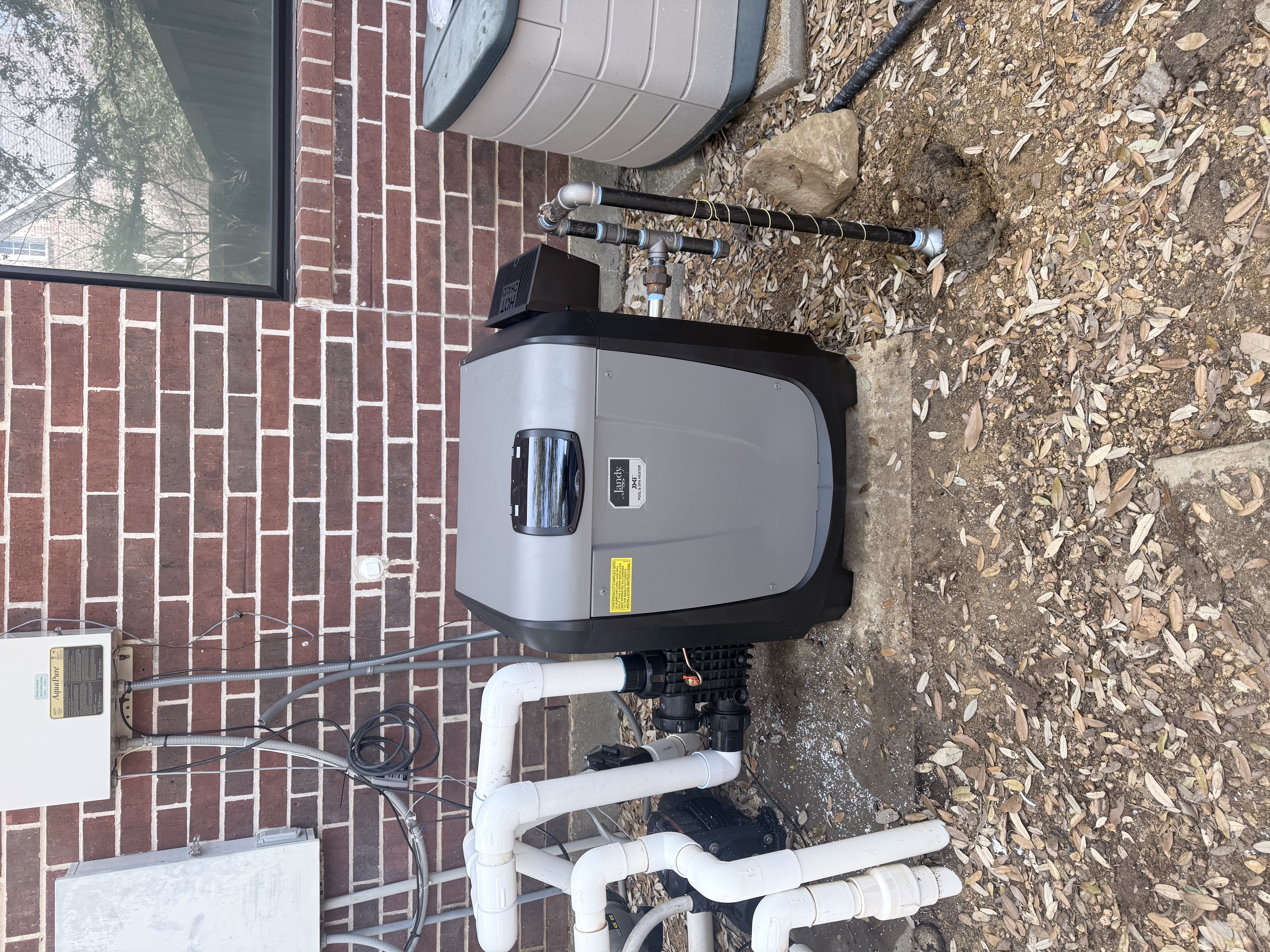 New Jandy heater installation by Kleen Water