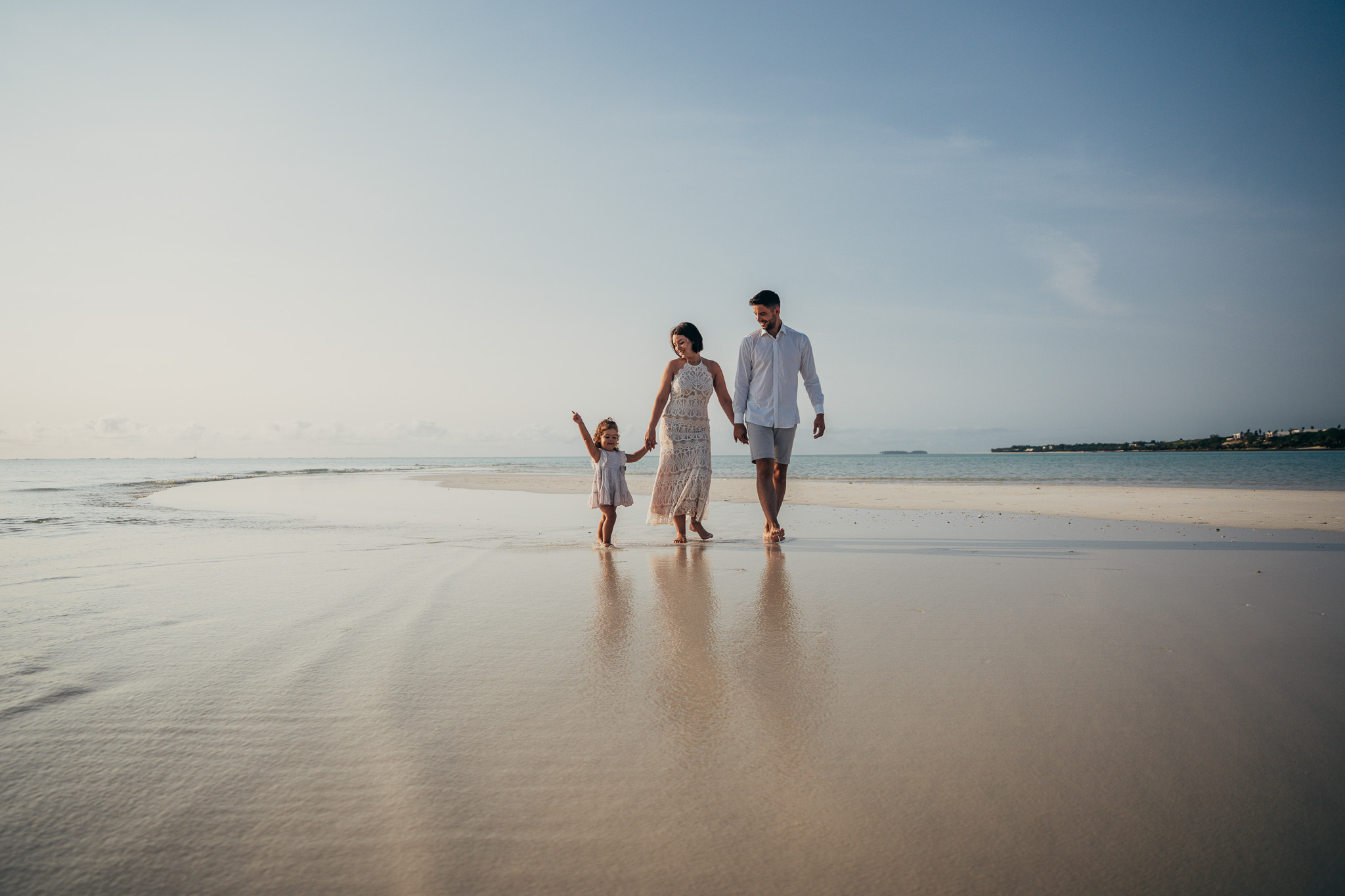 Family photoshoot Zanzibar beach - timeless family memories